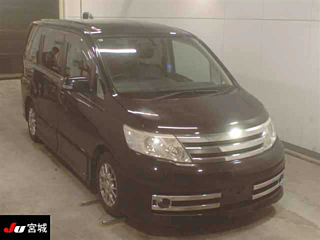 Nissan Serena 2008
