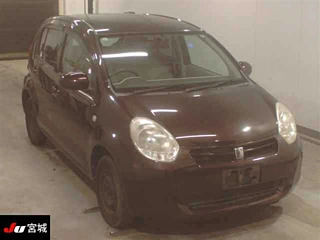 Toyota Passo 2011