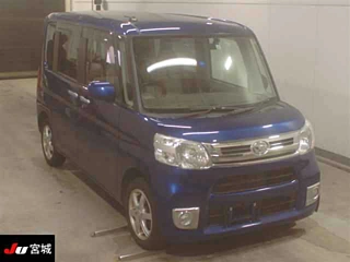 Daihatsu Tanto 2015