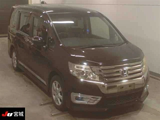 Honda Step Wagon 2013