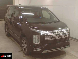 Mitsubishi Delica 2020