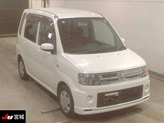 Mitsubishi Toppo 2011