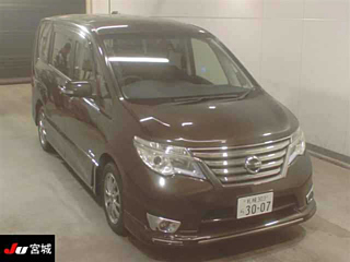 Nissan Serena 2014