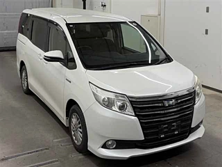 Toyota Noah 2014