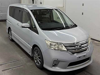 Nissan Serena 2013