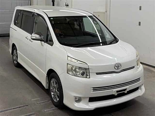 Toyota Voxy 2009