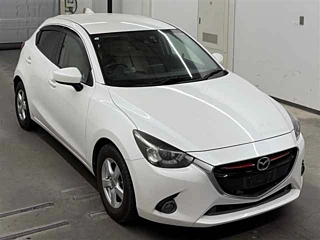 Mazda Demio 2015