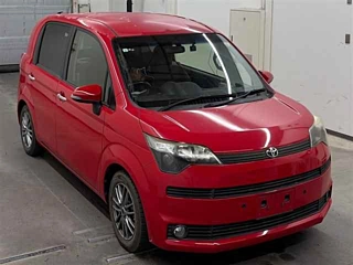 Toyota Spade 2012