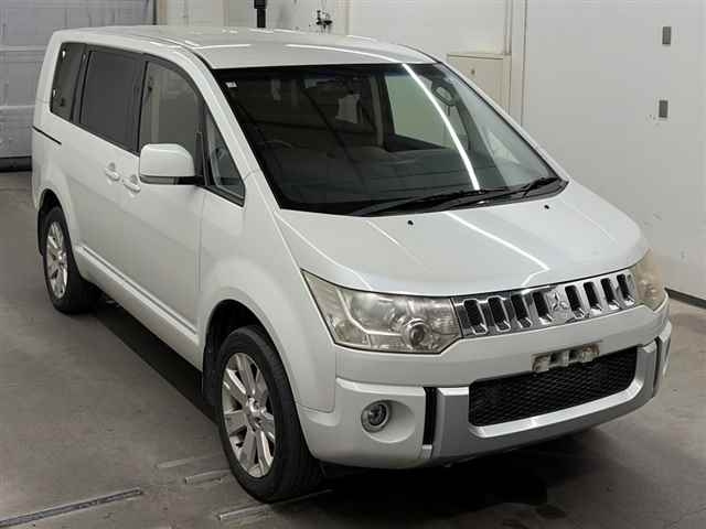 Mitsubishi Delica