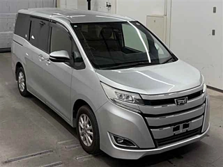 Toyota Noah 2017