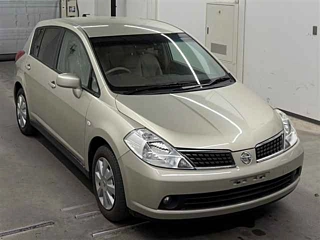 Nissan Tiida 2007