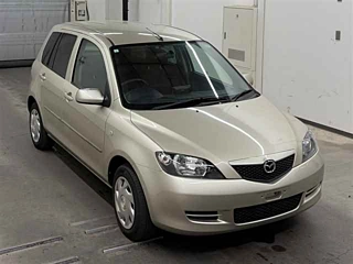 Mazda Demio 2003