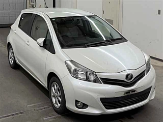 Toyota Vitz 2011