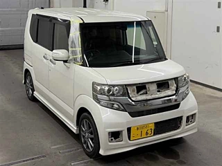 Honda N-BOX 2016