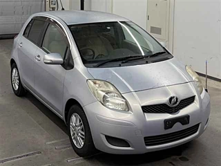Toyota Vitz 2010