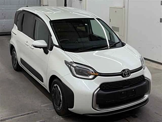 Toyota Sienta 2023