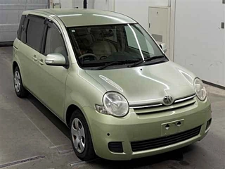Toyota Sienta 2009