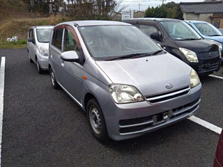 Daihatsu Mira 2006