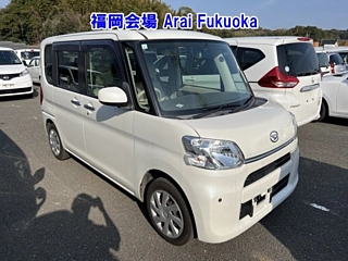 Daihatsu Tanto 2015