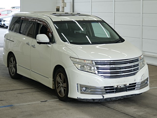 Nissan Elgrand 2011