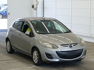 Mazda Demio 2013