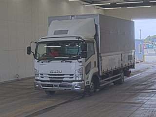 Isuzu Forward 2015