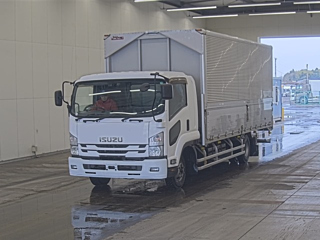 Isuzu Forward 2015