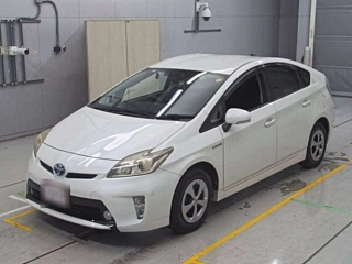 TOYOTA PRIUS 2012