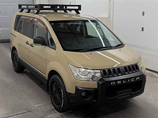 MITSUBISHI DELICA D5