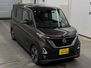 NISSAN ROOX