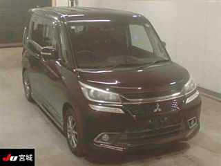 MITSUBISHI DELICA D2