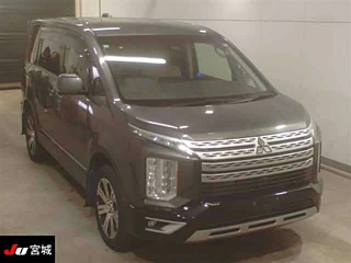 MITSUBISHI DELICA D5