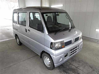 NISSAN CLIPPER VAN