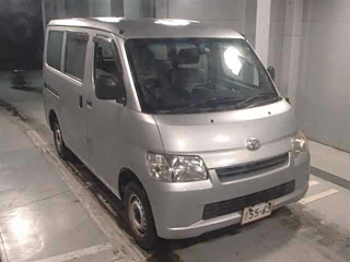 TOYOTA TOWN ACE VAN