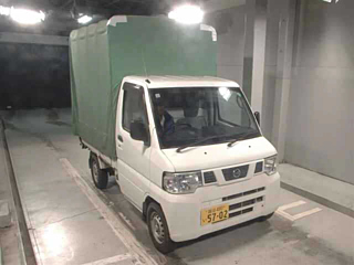 NISSAN CLIPPER TRUCK