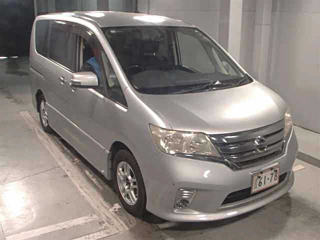 NISSAN SERENA