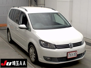VOLKSWAGEN GOLF TOURAN