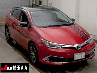 TOYOTA AURIS