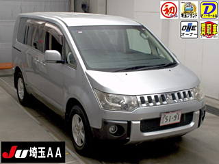 MITSUBISHI DELICA D5