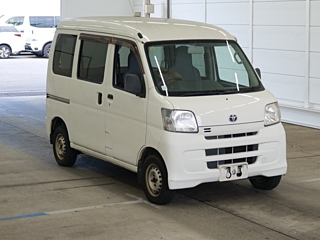 TOYOTA PIXIS VAN
