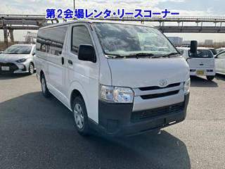 TOYOTA HIACE VAN