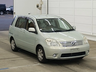 TOYOTA RAUM