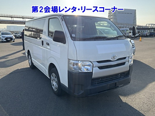 TOYOTA HIACE VAN