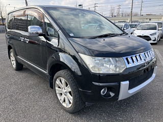 MITSUBISHI DELICA D5