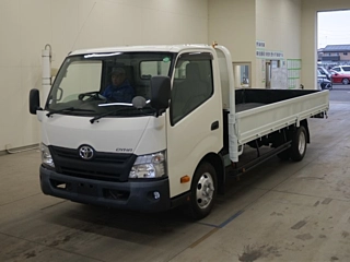 TOYOTA DYNA