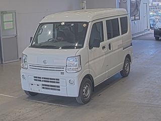 NISSAN CLIPPER VAN