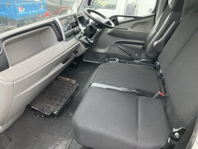 MITSUBISHI CANTER 2018