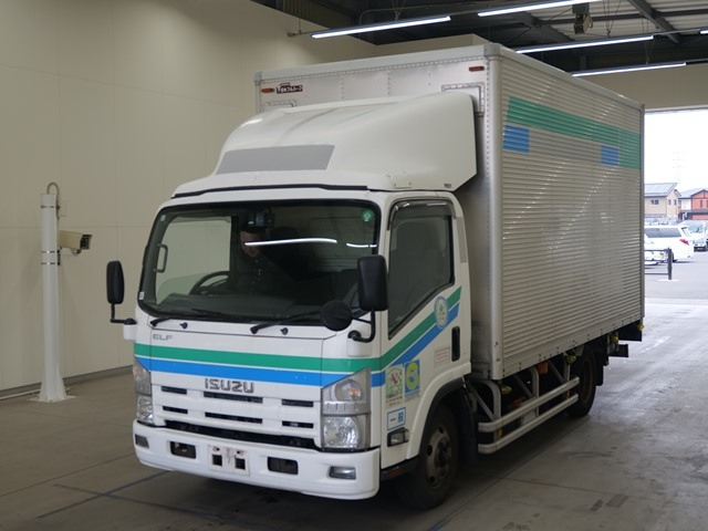 ISUZU ELF 2010