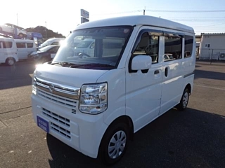 NISSAN CLIPPER VAN