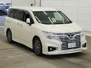 NISSAN ELGRAND
